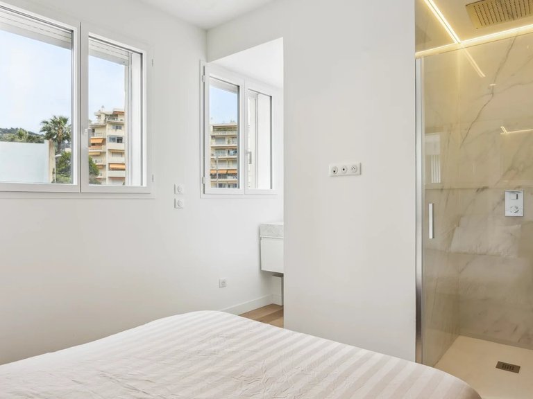 Apartment for Sale in Cannes, Cannes Area 5