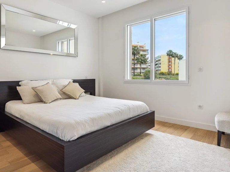 Apartment for Sale in Cannes, Cannes Area 6