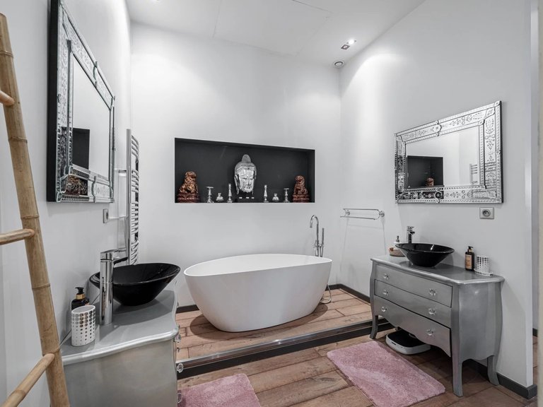 Apartment for Sale in Cannes, Cannes Area 8