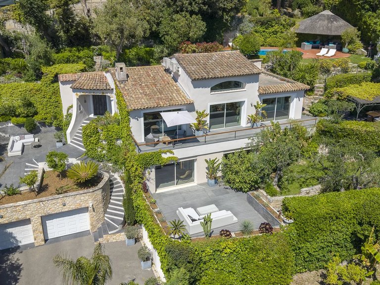 Villa for Sale in Cannes, Cannes Area 9