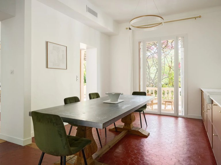 Villa for Sale in Cannes, Cannes Area 4