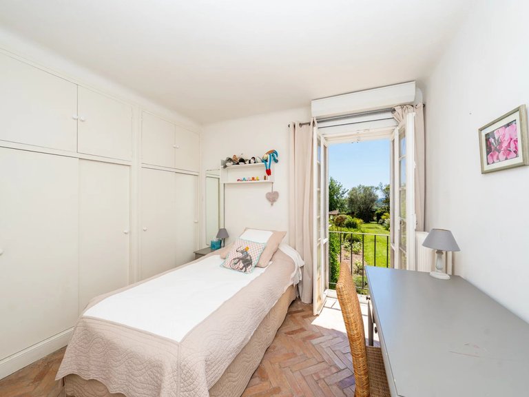 Villa for Sale in Opio, Mougins, Valbonne, Grasse Area 18