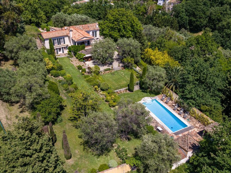 Villa for Sale in Opio, Mougins, Valbonne, Grasse Area 8