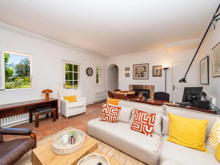 Villa for Sale in Opio, Mougins, Valbonne, Grasse Area 12