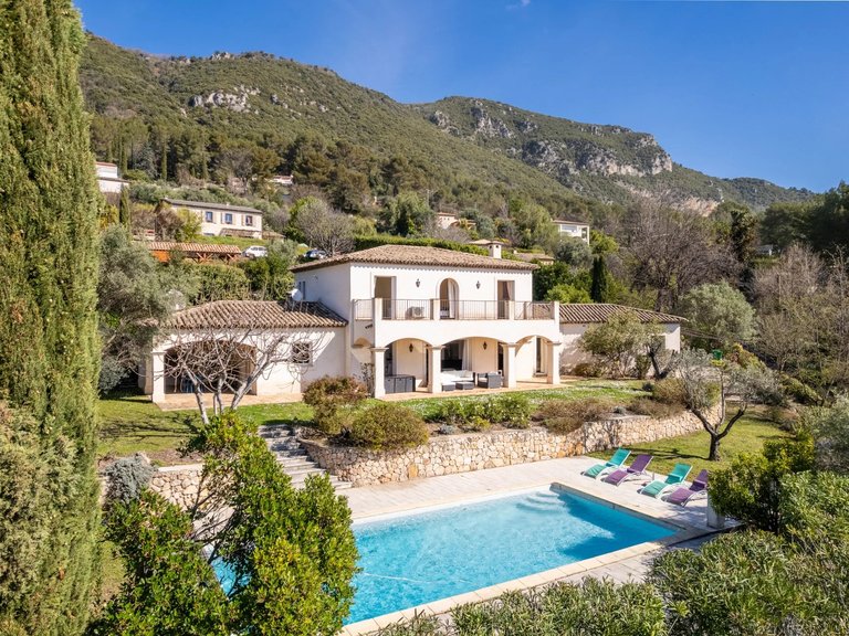 Villa for Sale in Tourrettes Sur Loup, Vence, St. Paul Area 1