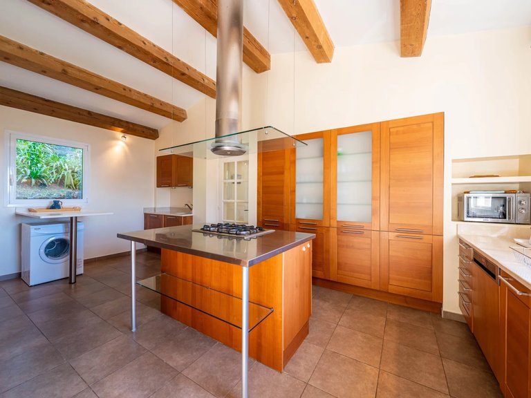 Villa for Sale in Tourrettes Sur Loup, Vence, St. Paul Area 11