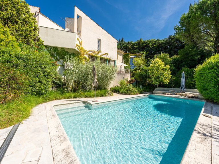 Villa for Sale in St Paul, Vence, St. Paul Area 2