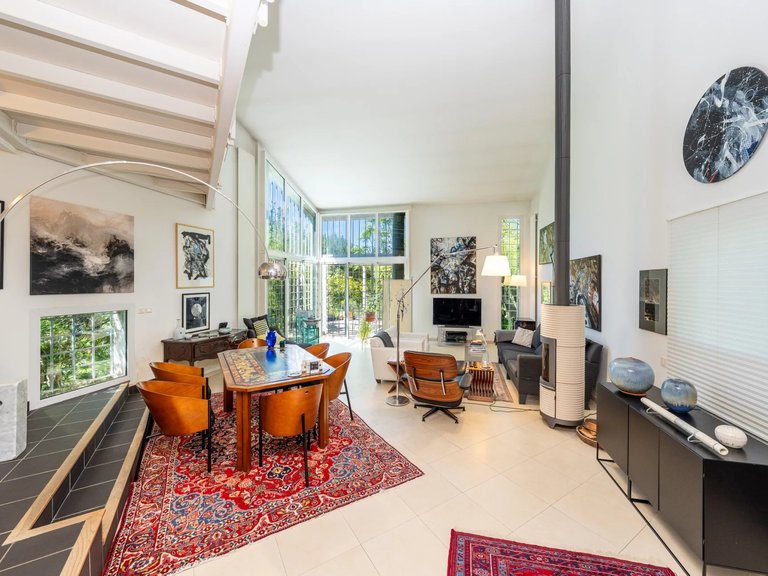 Villa for Sale in St Paul, Vence, St. Paul Area 9