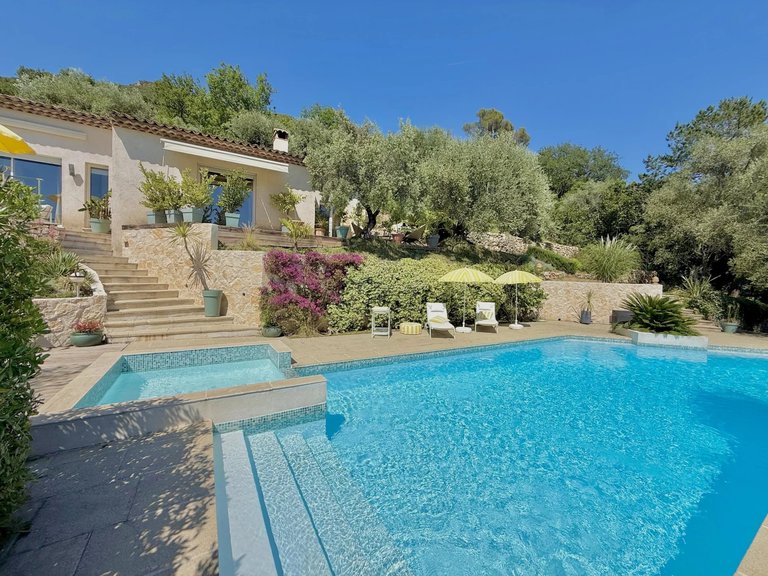 Villa for Sale in Tourrettes Sur Loup, Vence, St. Paul Area 20
