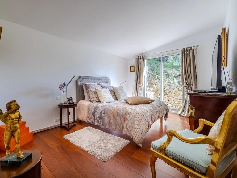 Villa for Sale in Tourrettes Sur Loup, Vence, St. Paul Area 9
