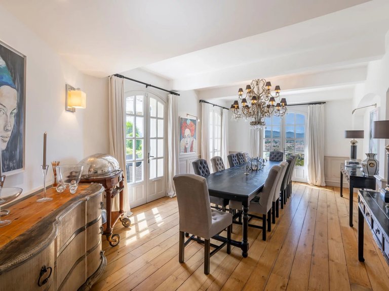 Villa for Sale in Cannes, Cannes Area 16