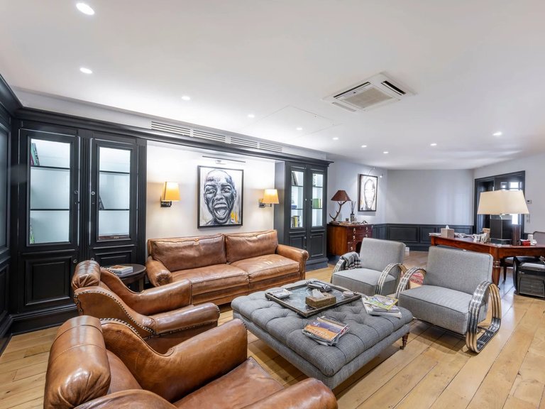 Villa for Sale in Cannes, Cannes Area 20