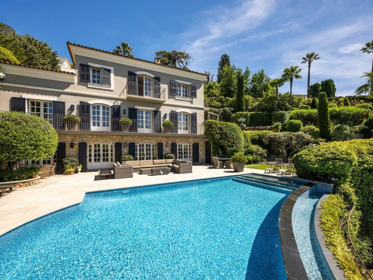 Villa for Sale in Cannes, Cannes Area 5