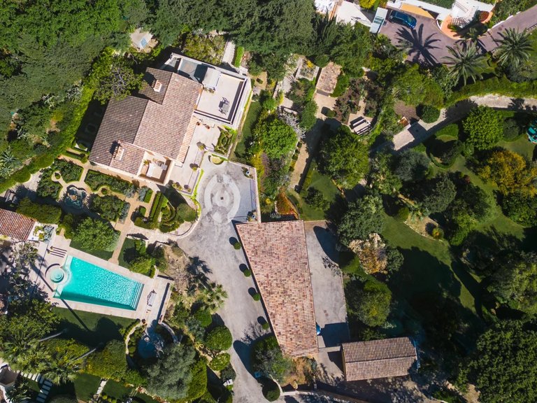 Villa for Sale in Cannes, Cannes Area 12