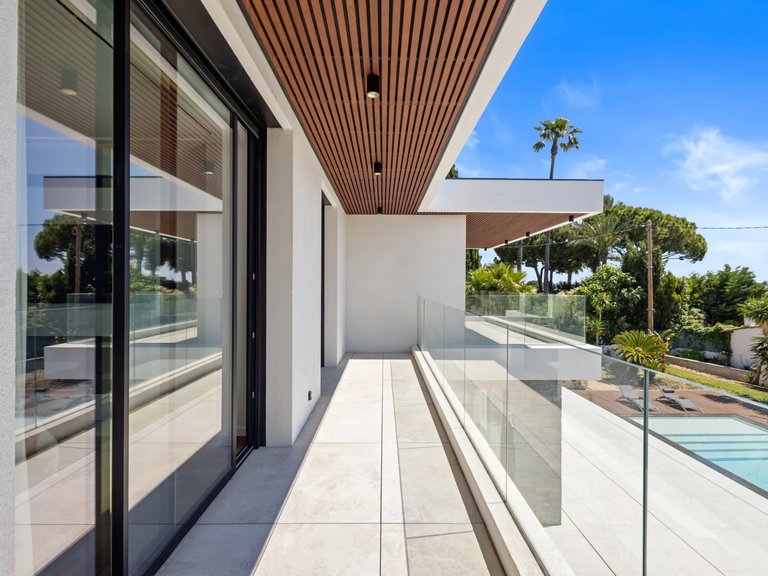 Villa for Sale in Antibes, Antibes Area 5