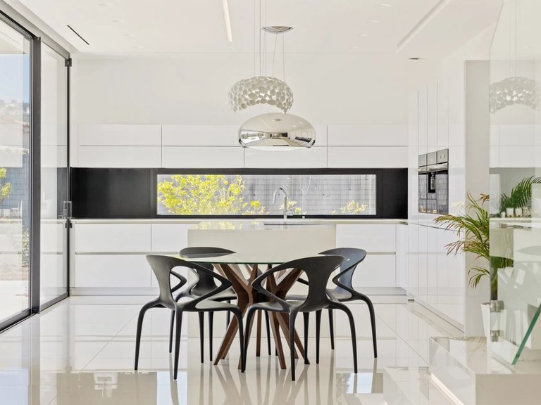 Villa for Sale in Antibes, Antibes Area 8