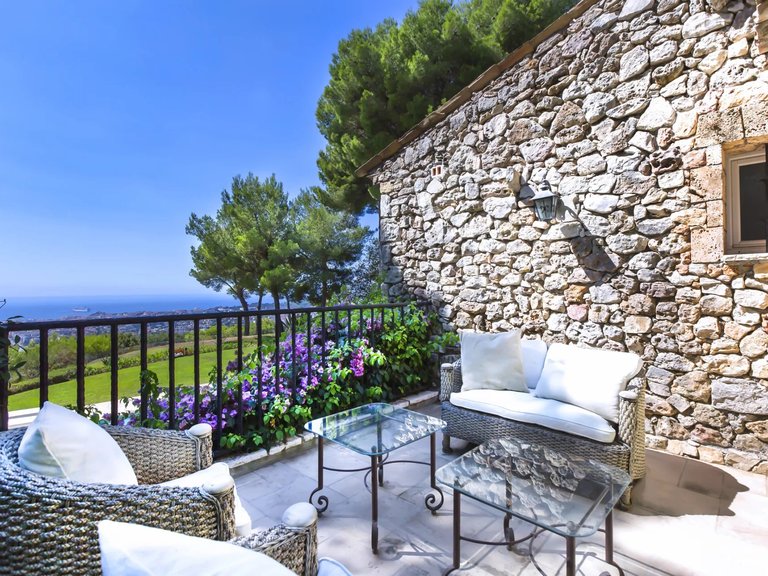 Villa for Sale in Le Cannet, Cannes Area 12