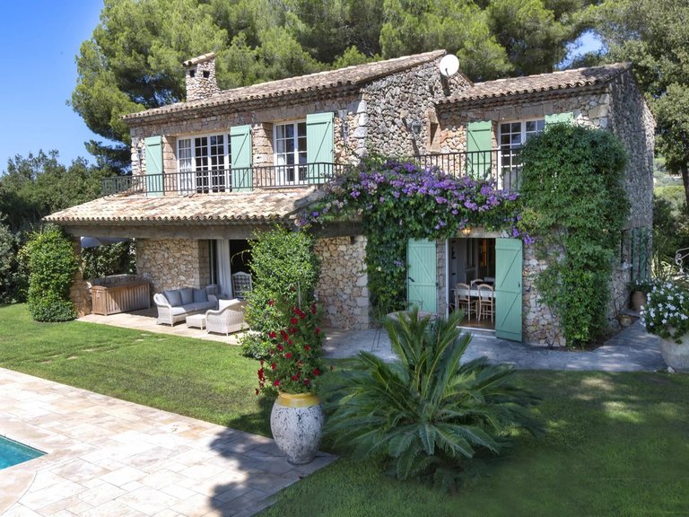 Villa for Sale in Le Cannet, Cannes Area 3