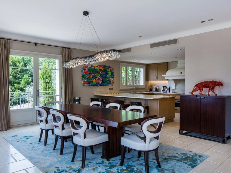 Villa for Sale in Cannes, Cannes Area 15
