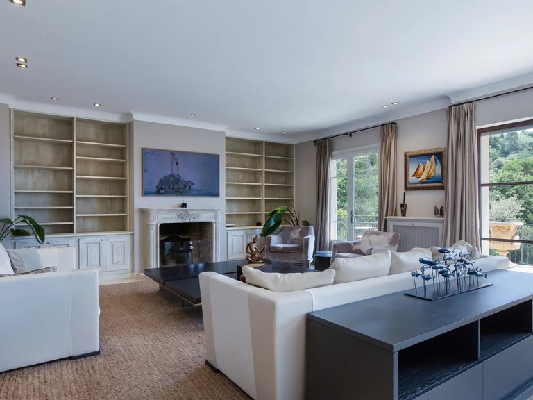 Villa for Sale in Cannes, Cannes Area 19