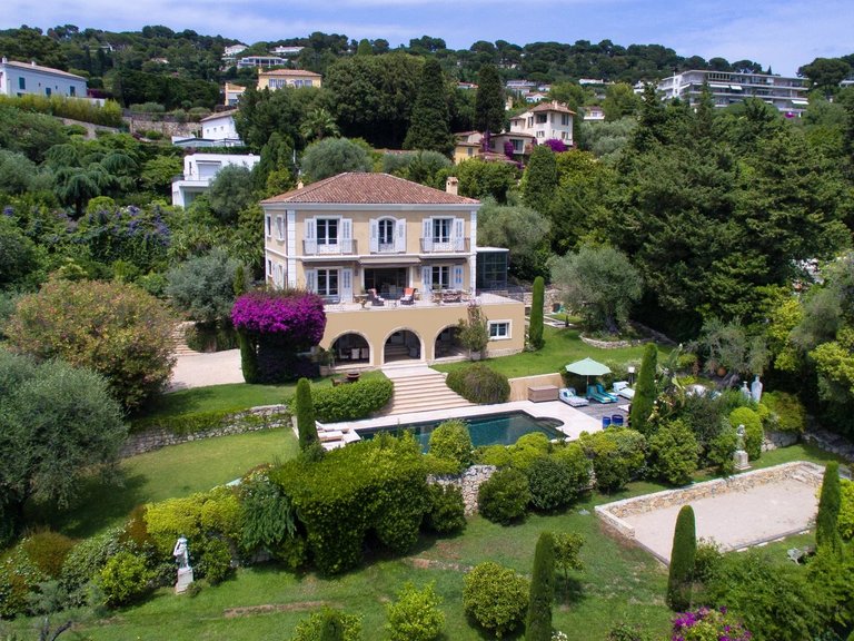 Villa for Sale in Cannes, Cannes Area 5