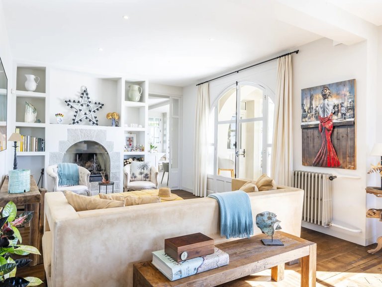 Villa for Sale in Le Cannet, Cannes Area 14