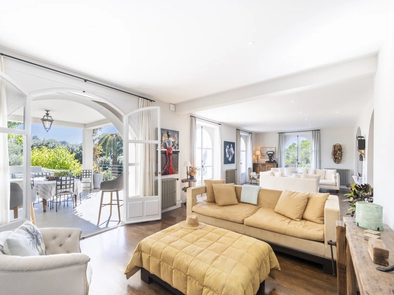 Villa for Sale in Le Cannet, Cannes Area 15