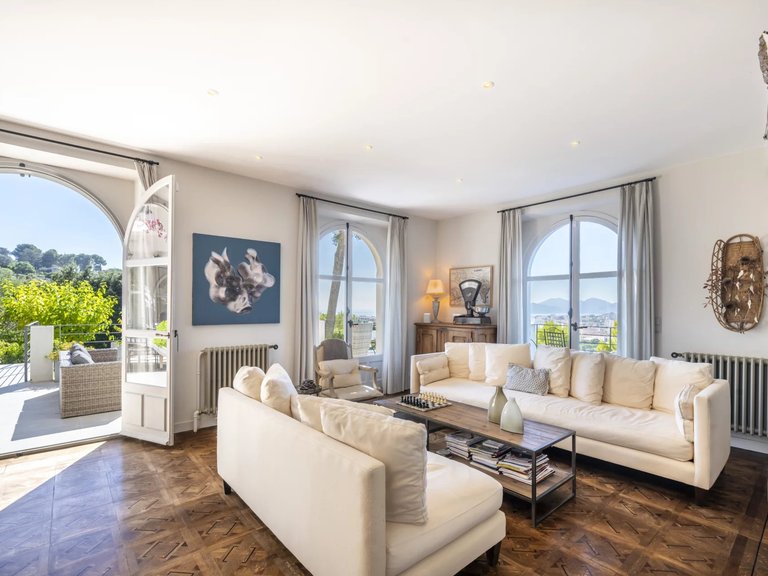 Villa for Sale in Le Cannet, Cannes Area 9