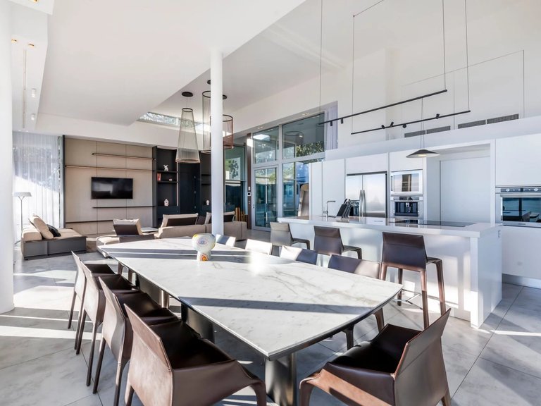 Villa for Sale in Cannes, Cannes Area 13