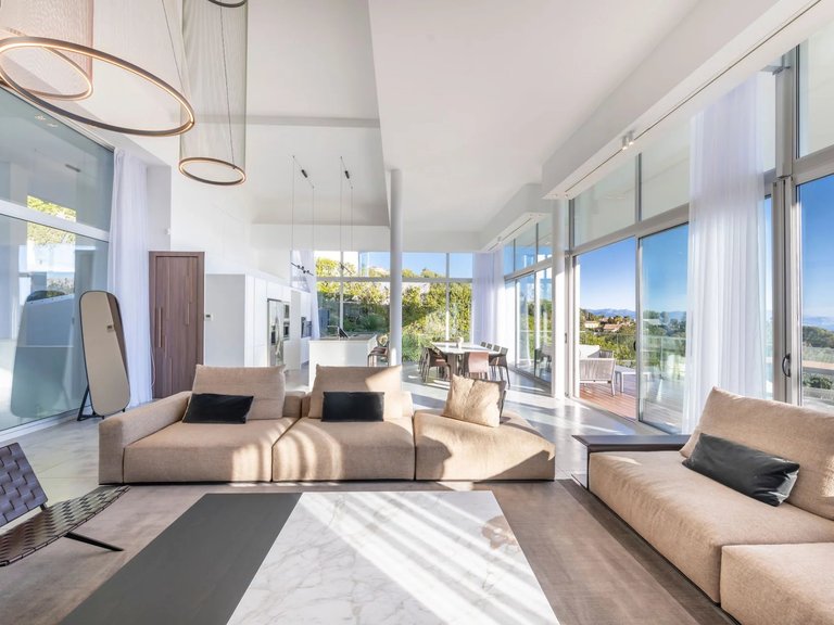 Villa for Sale in Cannes, Cannes Area 9