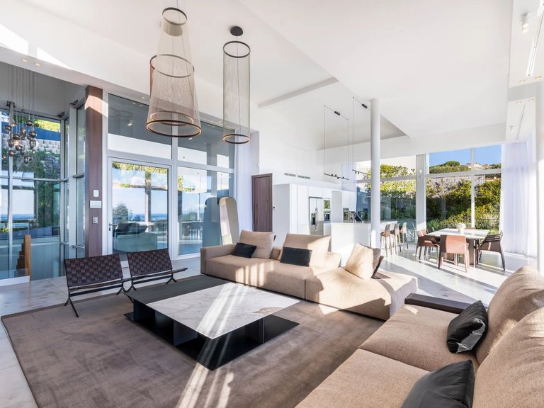 Villa for Sale in Cannes, Cannes Area 10