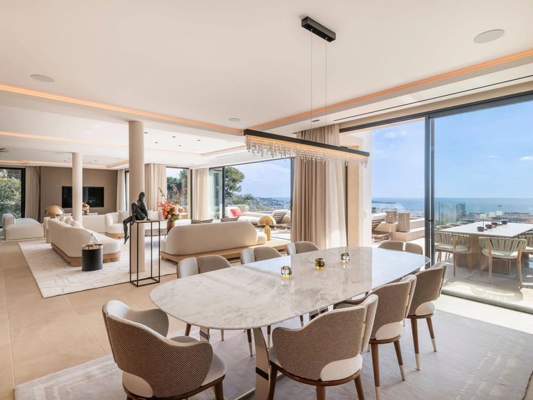 Villa for Sale in Cannes, Cannes Area 11