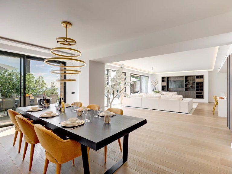 Villa for Sale in Cannes, Cannes Area 7
