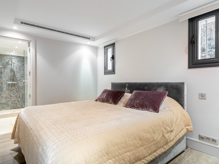 Villa for Sale in Cap D Antibes, Antibes Area 17