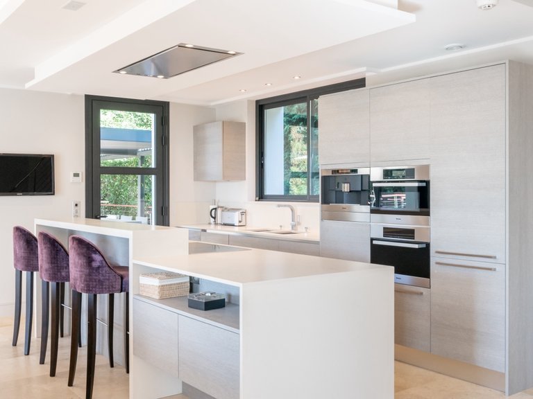 Villa for Sale in Cap D Antibes, Antibes Area 7
