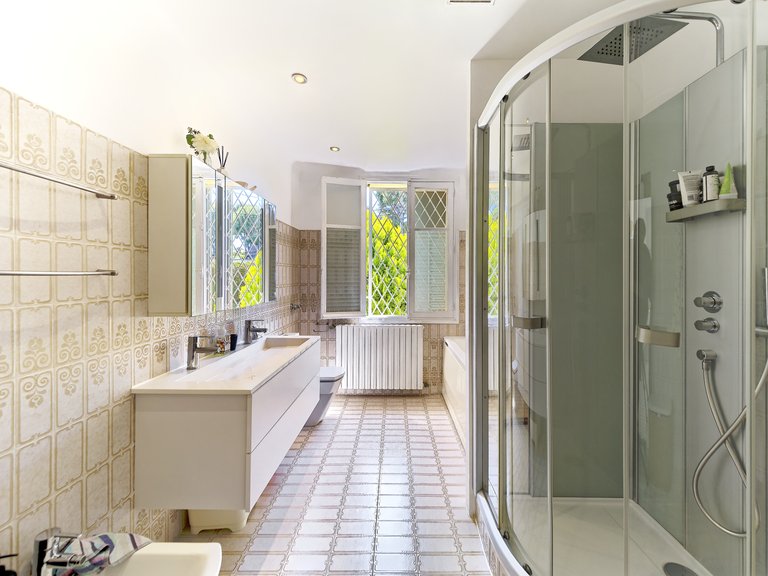 Villa for Sale in Cap D Antibes, Antibes Area 12