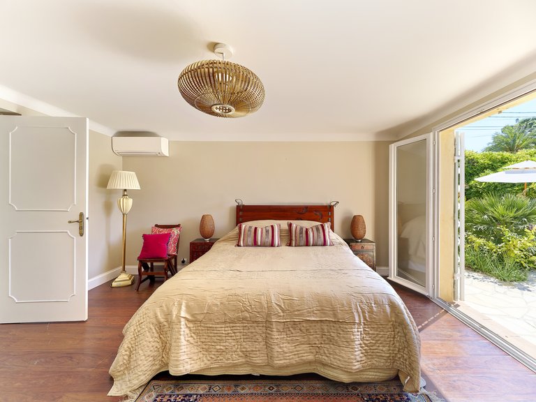 Villa for Sale in Cap D Antibes, Antibes Area 15