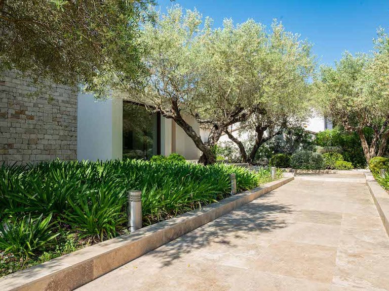 Villa for Sale in Aix En Provence, Aix En Provence Area 8