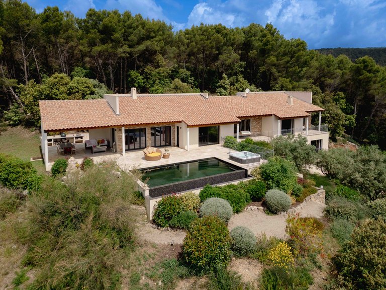 Villa for Sale in Lorgues, Var Countryside (fayence, Lorgues, Cotignac) 10