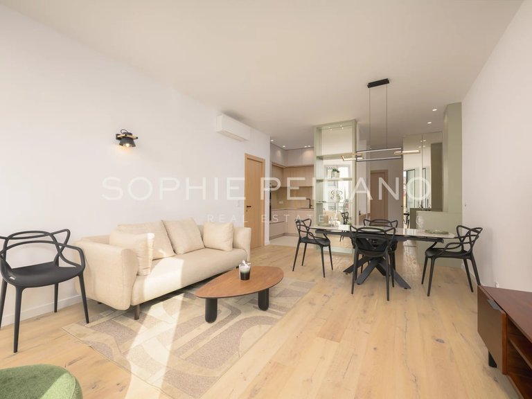 Apartment for Sale in Cannes, Cannes Area 12