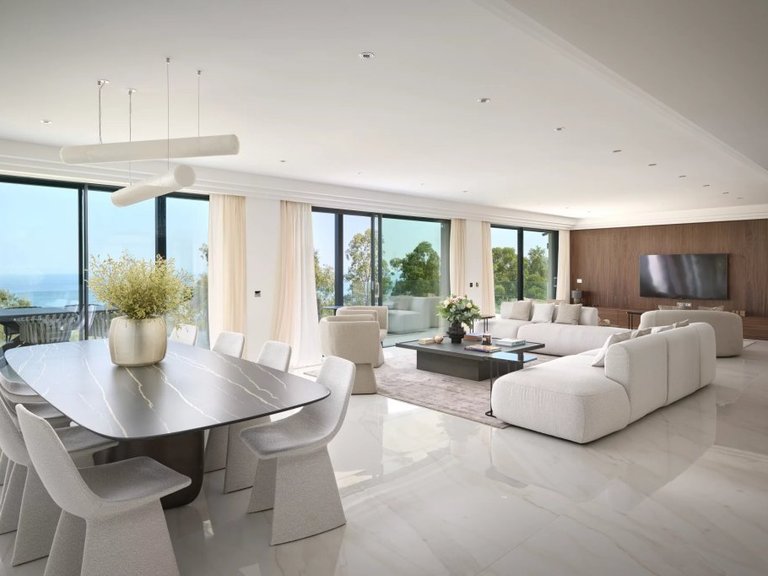 Villa for Sale in Cannes, Cannes Area 7