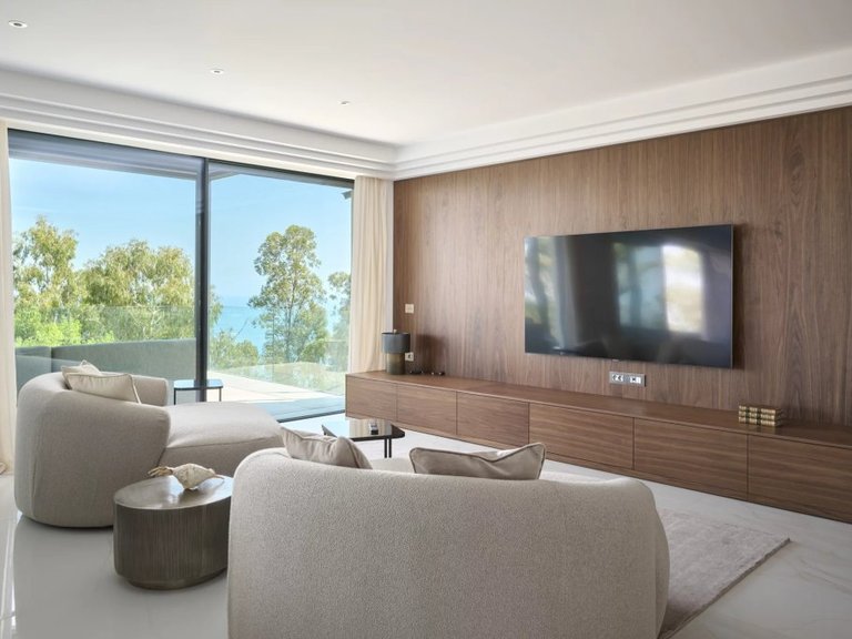 Villa for Sale in Cannes, Cannes Area 8