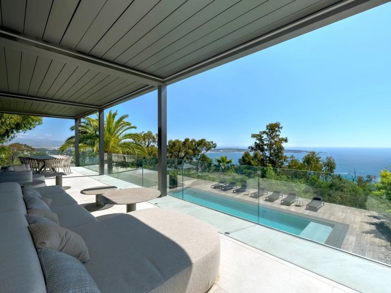 Villa for Sale in Cannes, Cannes Area 5