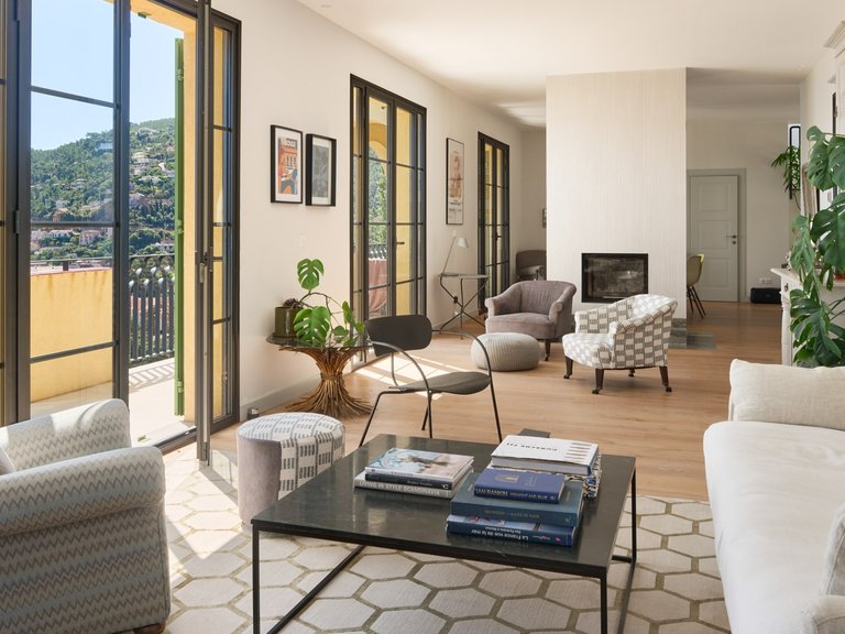 Villa for Sale in Theoule Sur Mer, Cannes Area 7