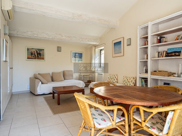 Villa for Sale in Gordes, The Luberon / Vaucluse 13