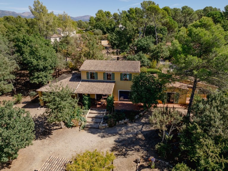 Villa for Sale in Fayence, Var Countryside (fayence, Lorgues, Cotignac) 8