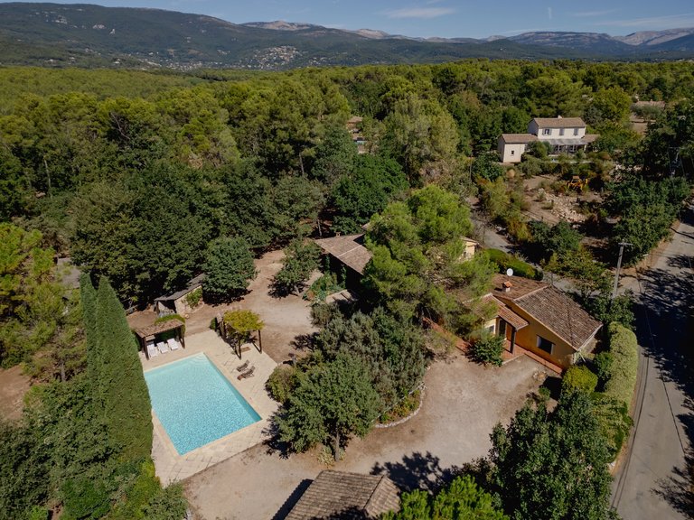 Villa for Sale in Fayence, Var Countryside (fayence, Lorgues, Cotignac) 19