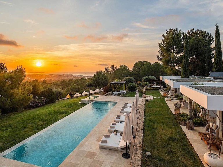 Villa for Sale in San Josep, Ibiza 1