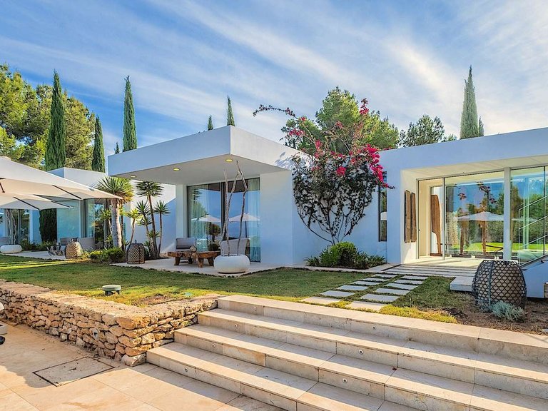 Villa for Sale in San Josep, Ibiza 4