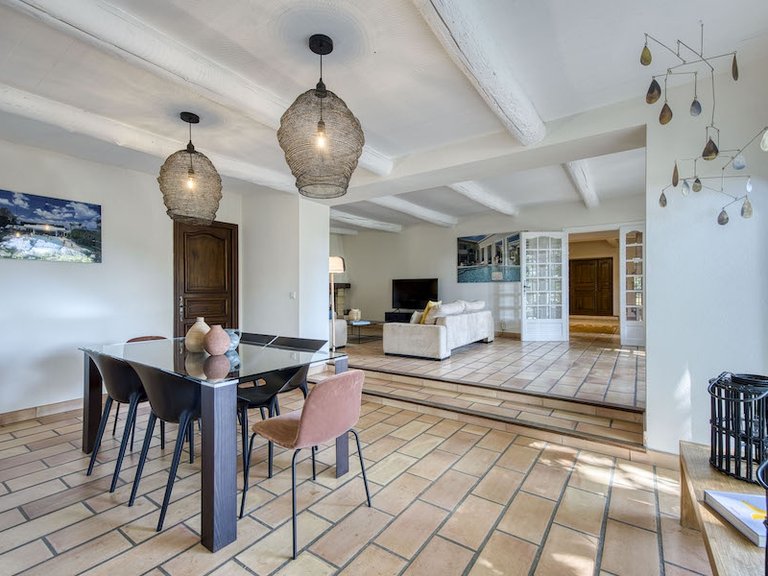 Villa for Sale in Vacqueyras, Avignon And North Provence 8